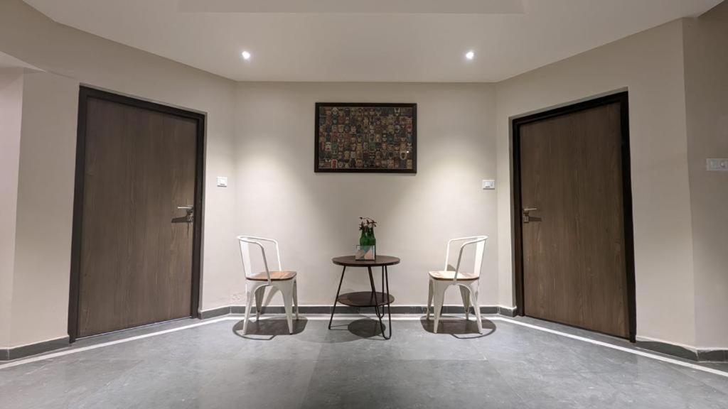 Bunglow 14, Rooms With Balcony Mount Abu Luaran gambar