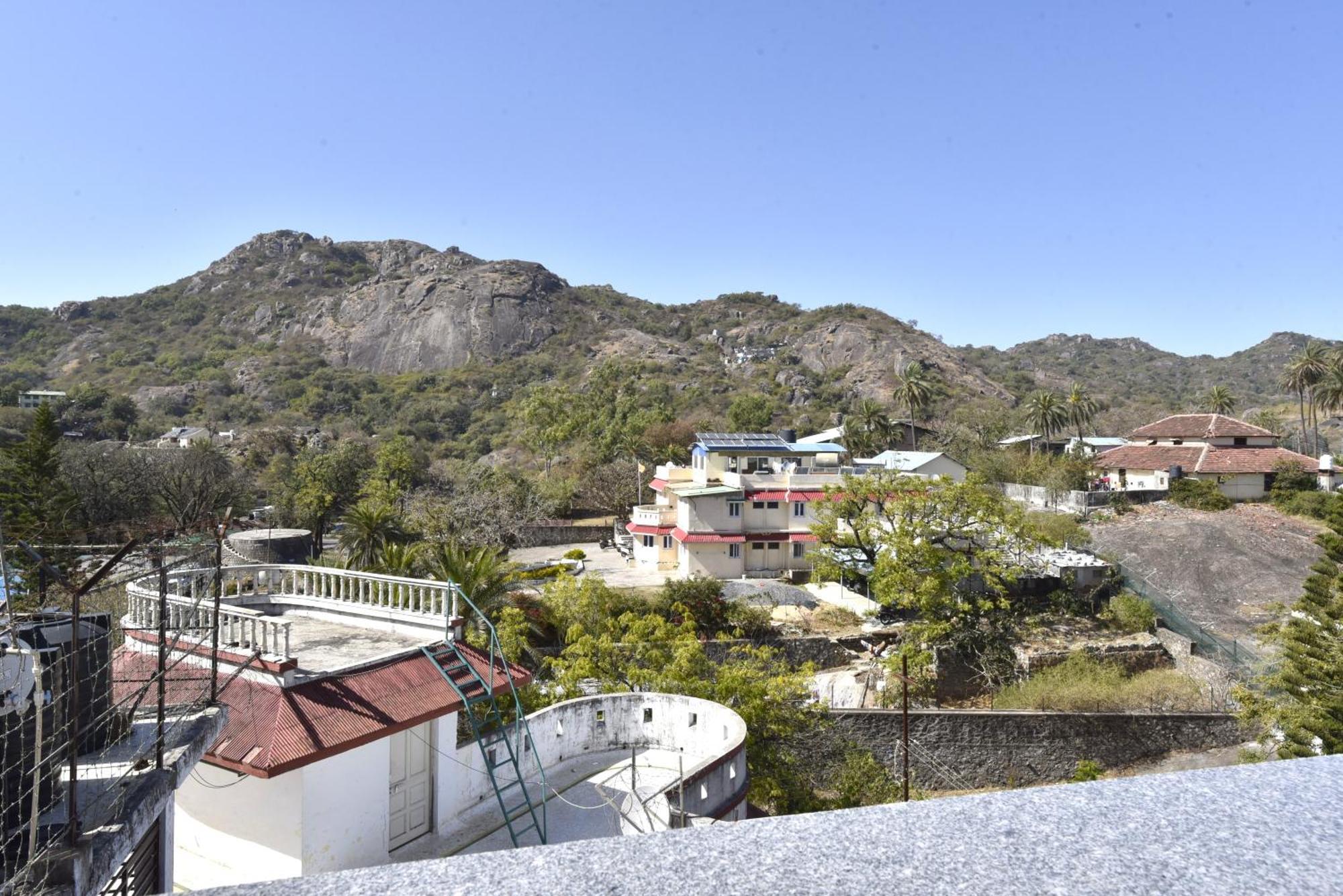 Bunglow 14, Rooms With Balcony Mount Abu Luaran gambar